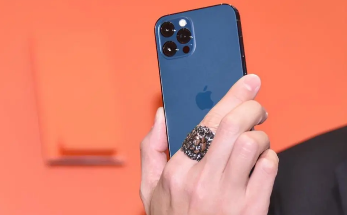 中沙苹果手机维修分享iPhone12系列重启方法教程 